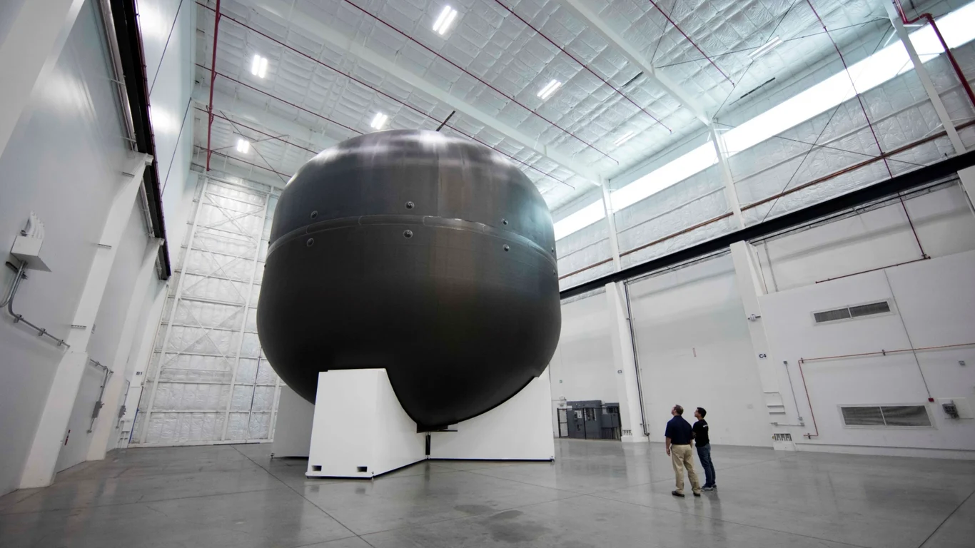 Spaceship pressure vessel engineering